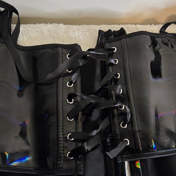 Holographic Black Gloss Under Bust Corset - Women's Plus Size 2X - Sexy - Picture 5 of 9